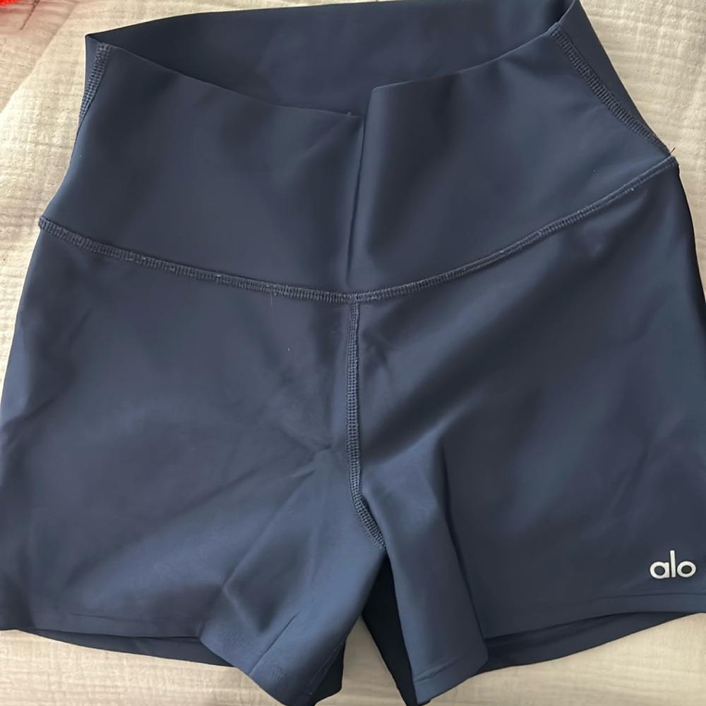 Alo biker shorts